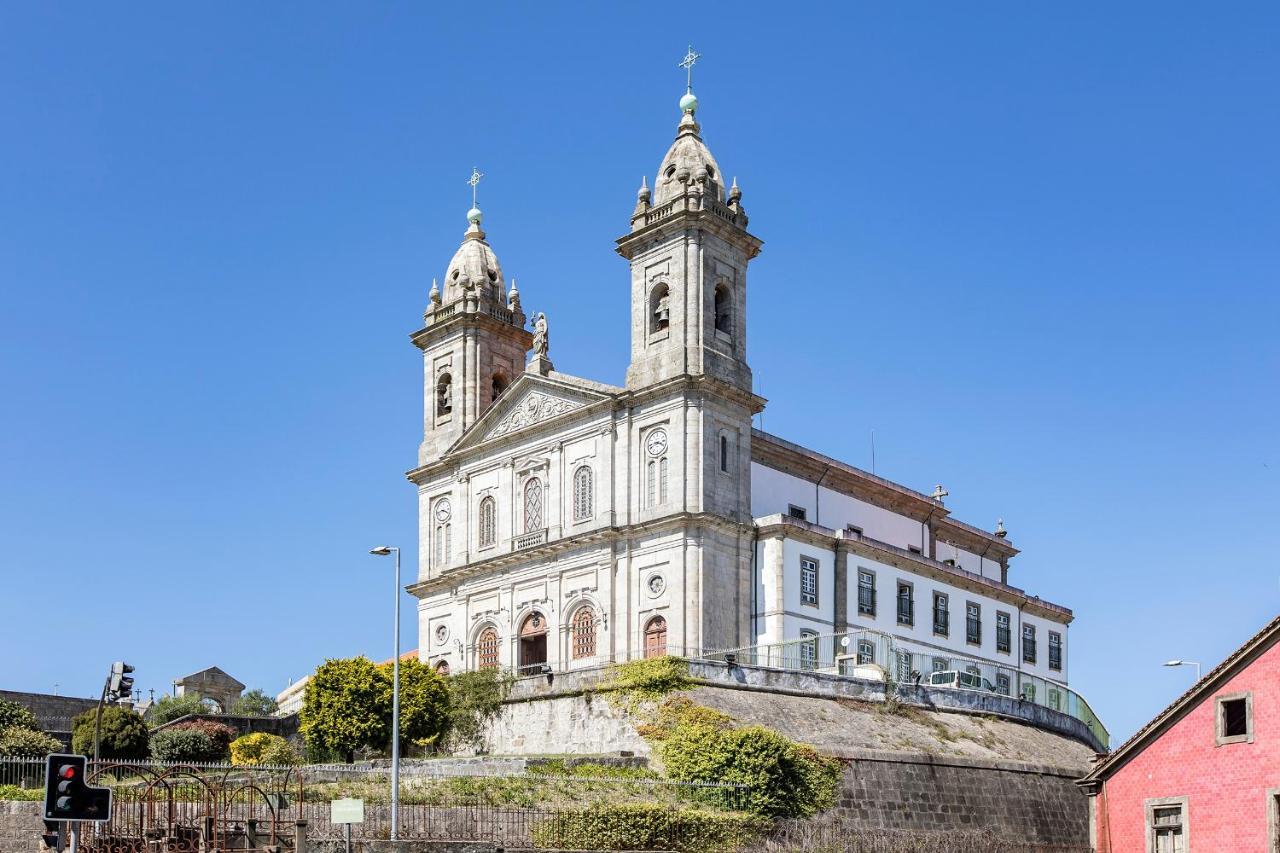 Elegant Studio W/ Ac & Balcony By Lovelystay Porto Exterior photo